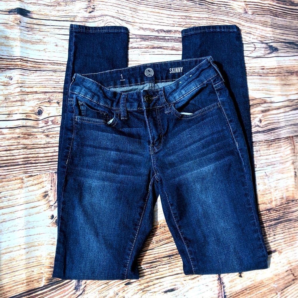 SO skinny jeans dark wash size 1